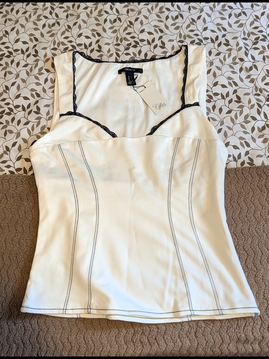 Forever 21 Tops - Forever 21 White Tank Top with Black Lace Trim